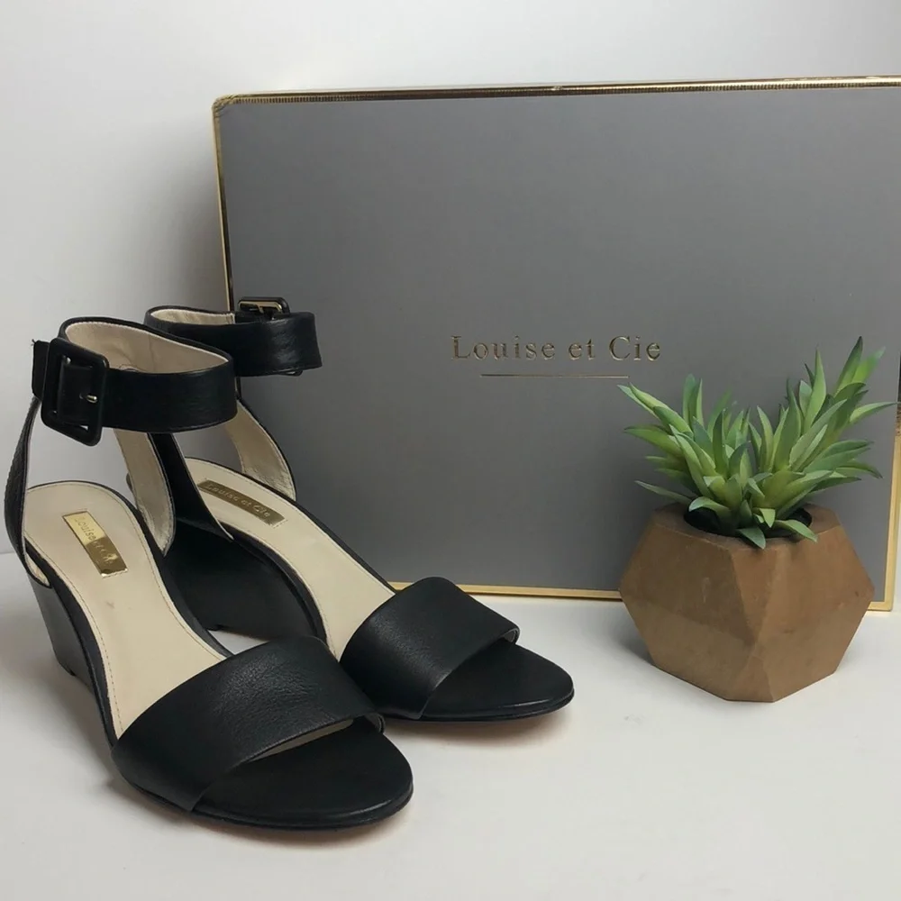NEW Louise et Cie Punya Open Toe Wedges Sandals 7